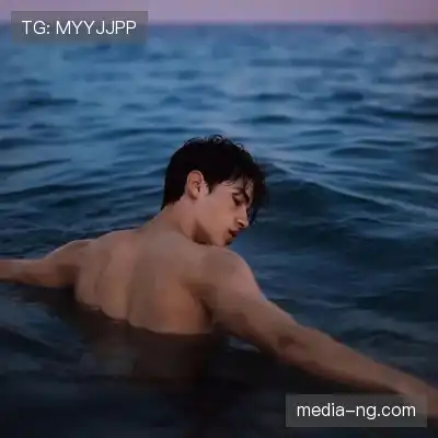莫青